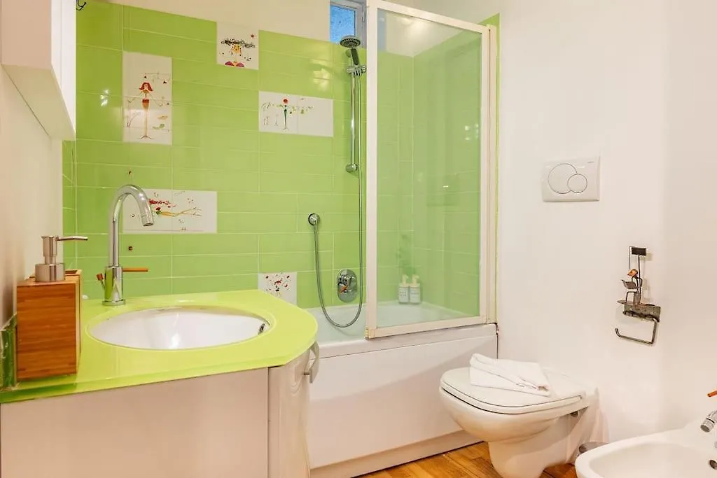 Guest Planet - Grazioso Bilocale Bande Nere M1 Apartment Milan Italy