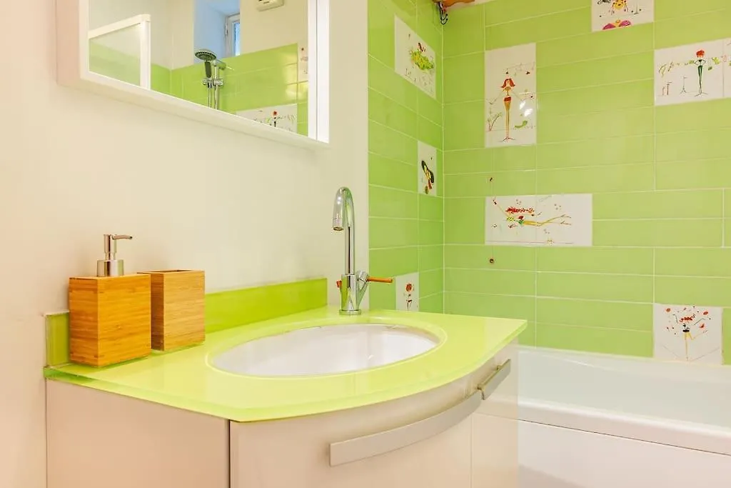 Guest Planet - Grazioso Bilocale Bande Nere M1 Apartment Milan Italy