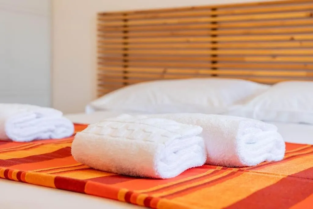 Guest Planet - Grazioso Bilocale Bande Nere M1 Apartment Milan