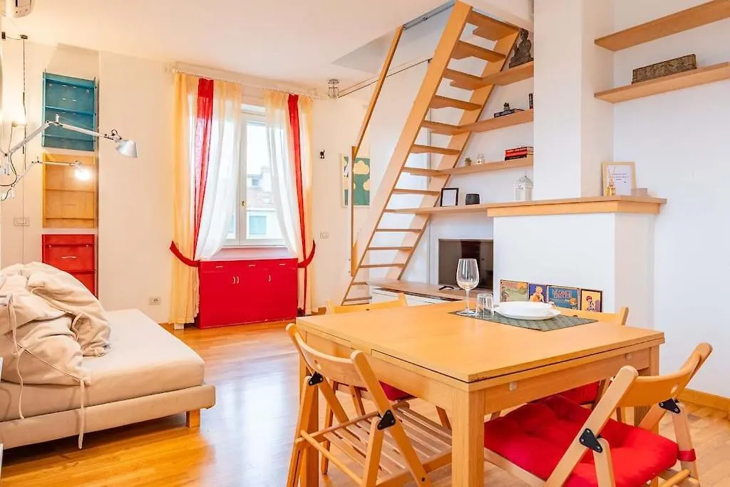 Guest Planet - Grazioso Bilocale Bande Nere M1 Apartment Milan 0*,  Italy