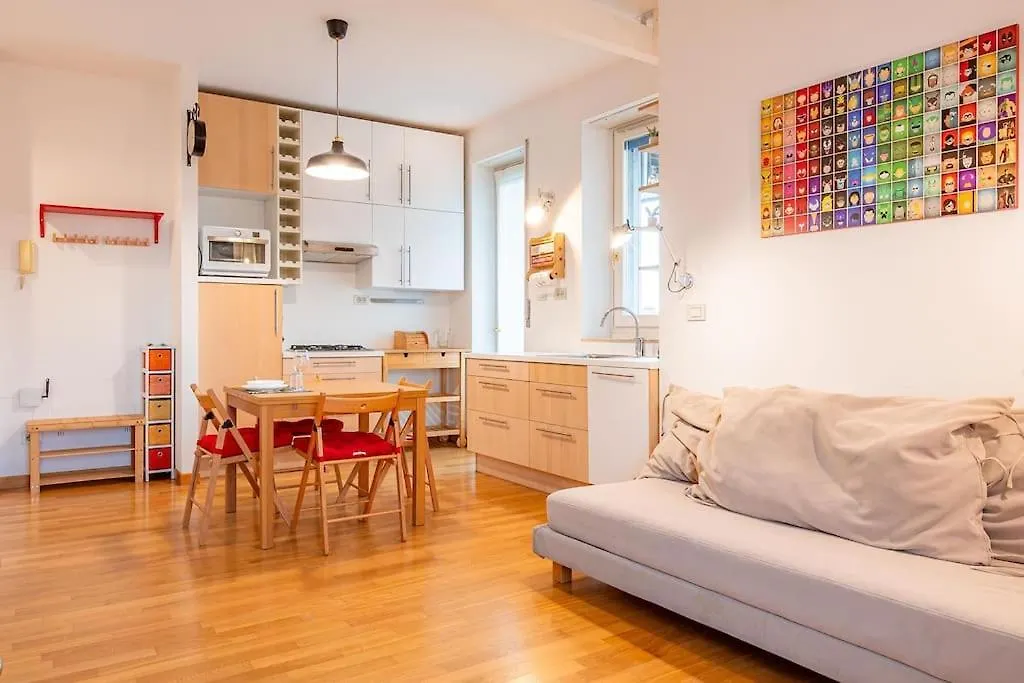 Guest Planet - Grazioso Bilocale Bande Nere M1 Apartment Milan