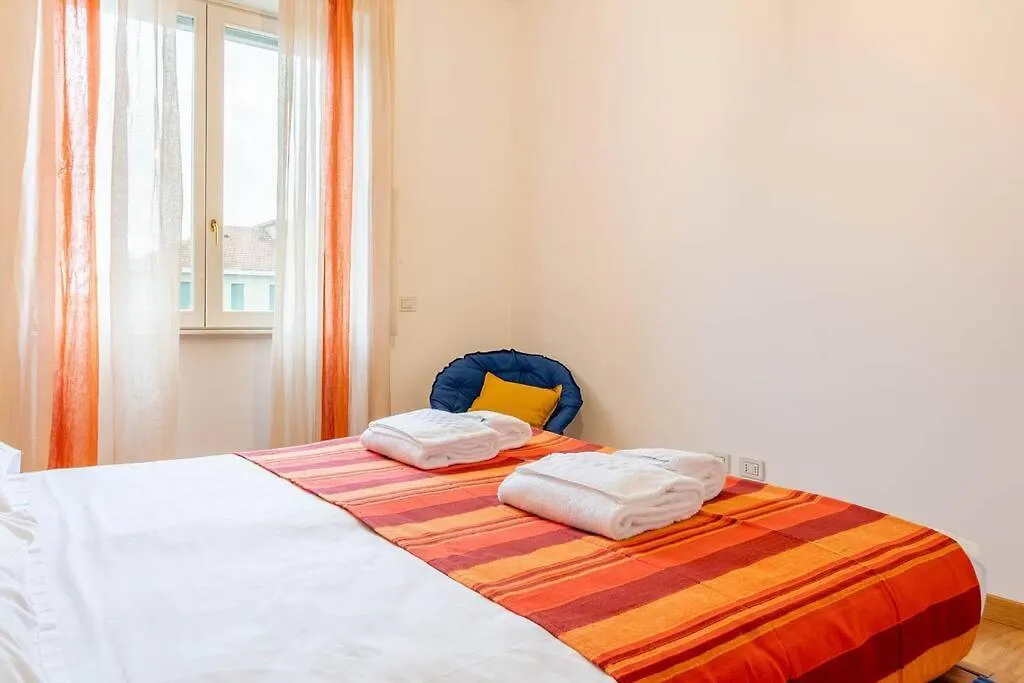 Guest Planet - Grazioso Bilocale Bande Nere M1 Apartment Milan Italy