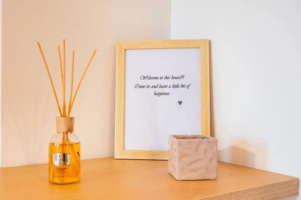 Guest Planet - Grazioso Bilocale Bande Nere M1 Apartment Milan